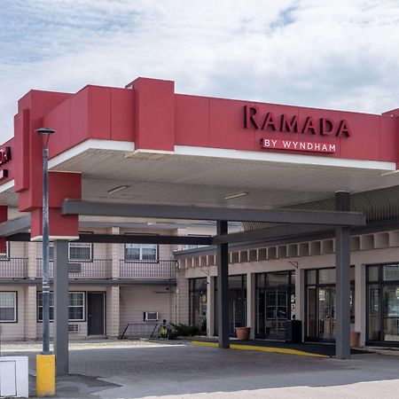Ramada By Wyndham Thunder Bay Airlane Hotel المظهر الخارجي الصورة