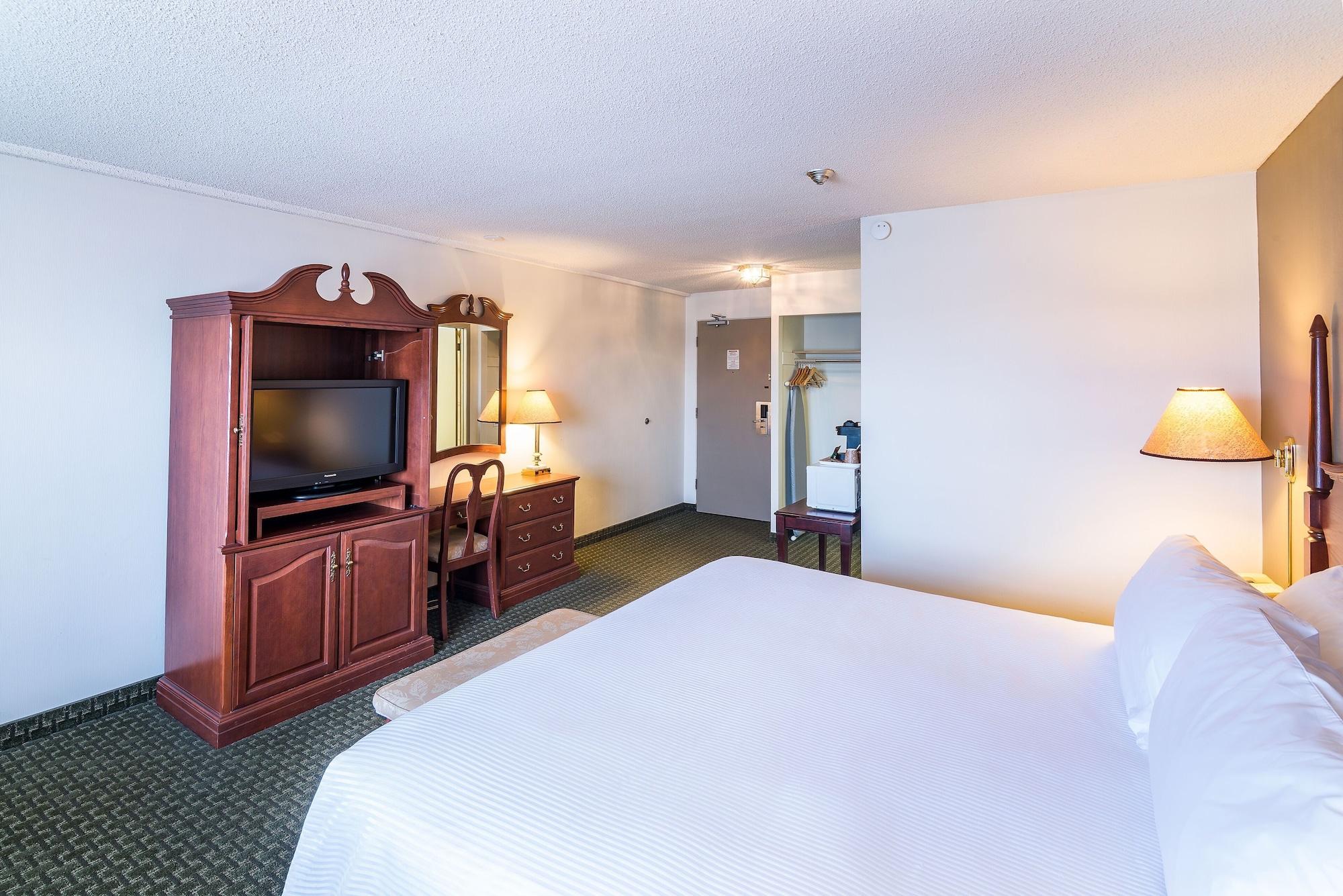 Ramada By Wyndham Thunder Bay Airlane Hotel المظهر الخارجي الصورة