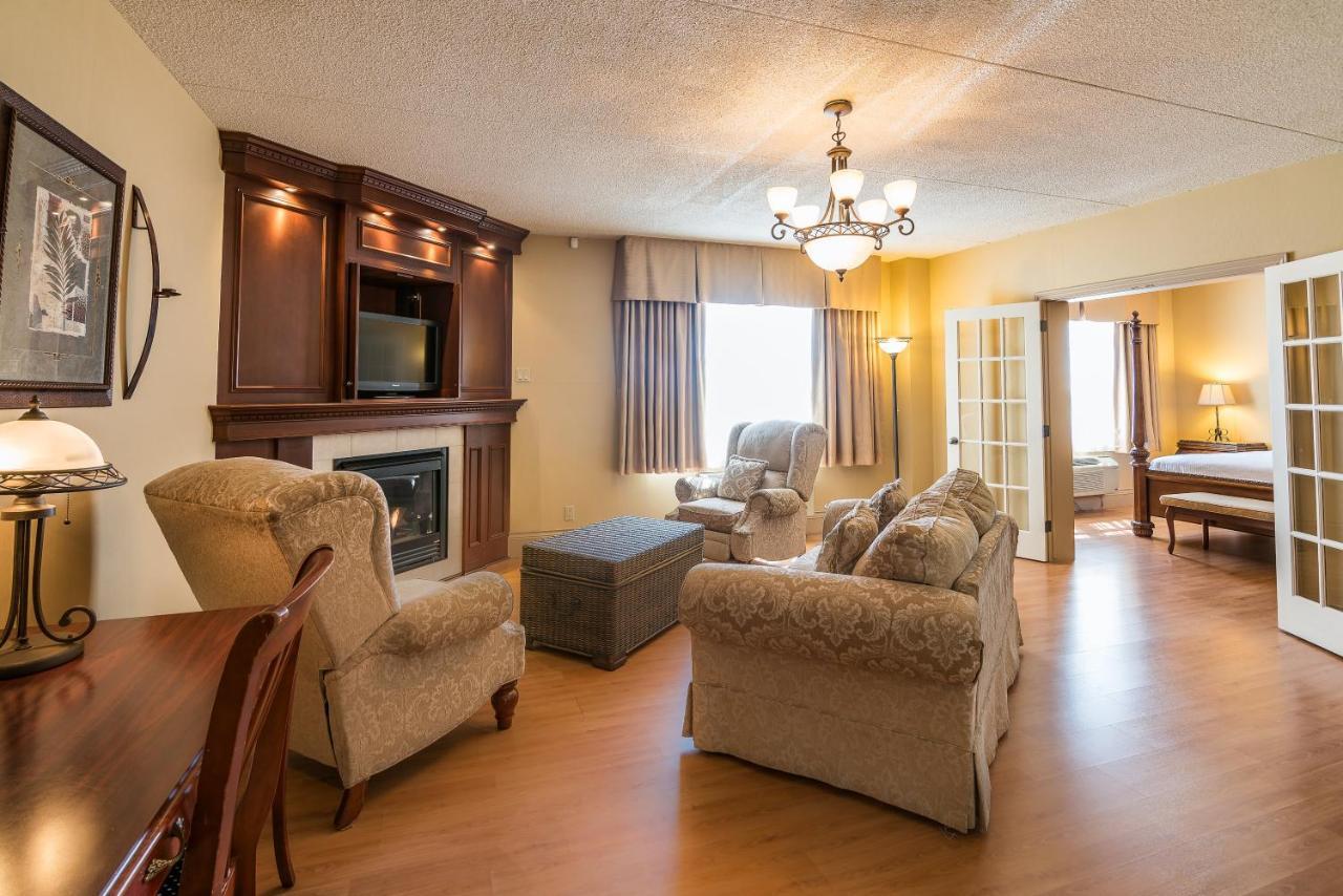 Ramada By Wyndham Thunder Bay Airlane Hotel المظهر الخارجي الصورة